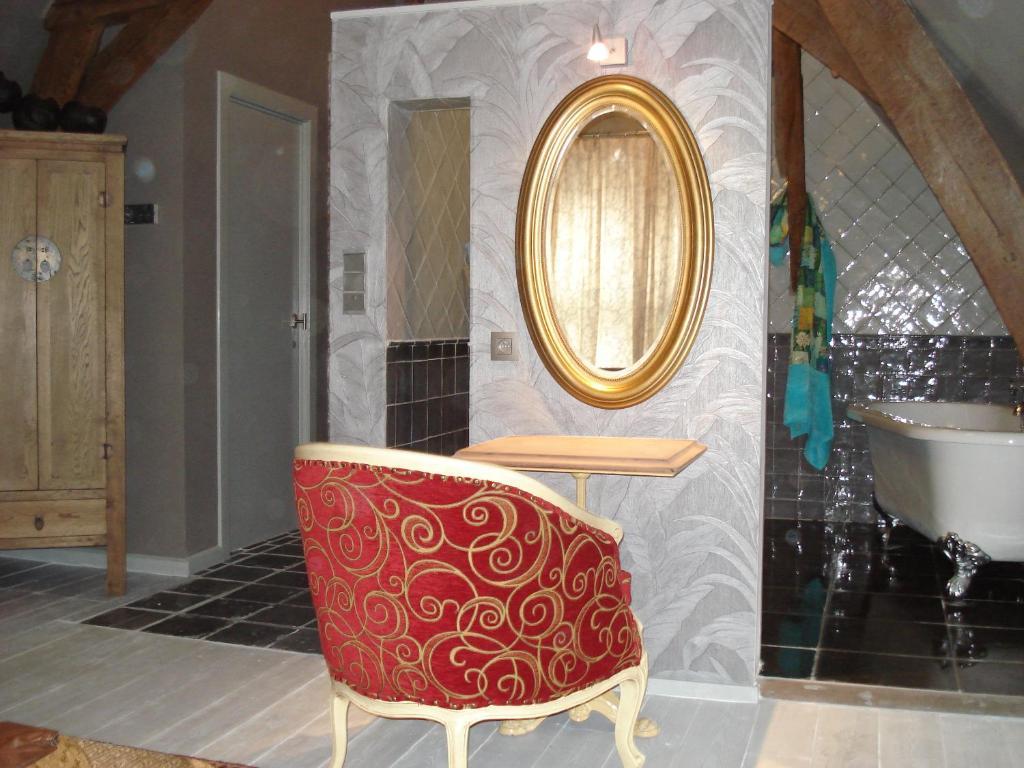 Aparthotel De Beek Anno 1410 Sint-Truiden Zimmer foto